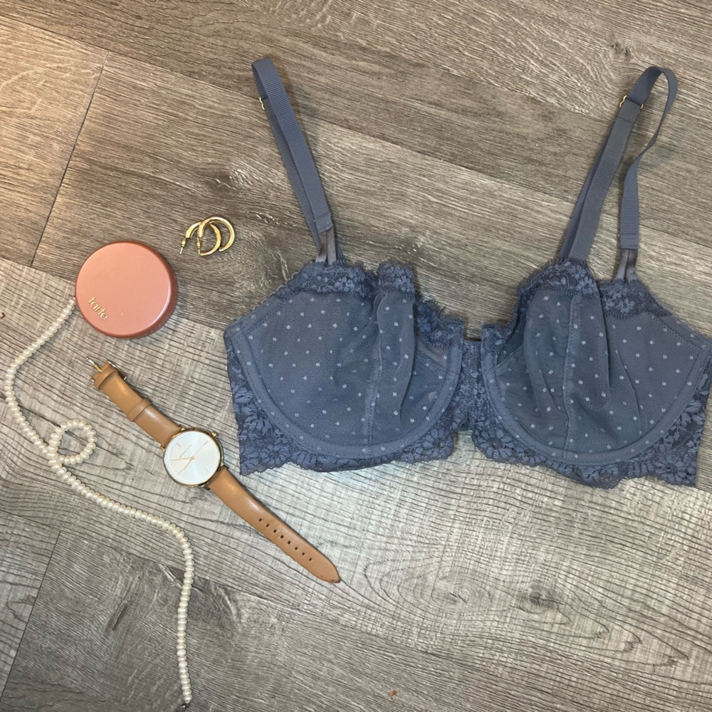 Victoria Secret Blue Lace Dream Angel Bra - Size 34D